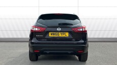 Nissan Qashqai 1.2 DiG-T N-Connecta 5dr Petrol Hatchback
